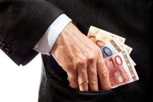 Sociedad De Gananciales. Indemnizaciones Por Extinción De La Relación Laboral.