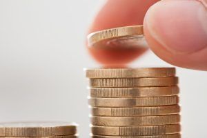 Vamos a Comprar Un Piso, y Yo Voy a Poner Más Dinero.