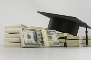 universidad privada gasto extraordinario